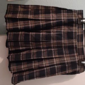Pleated plaid skirt